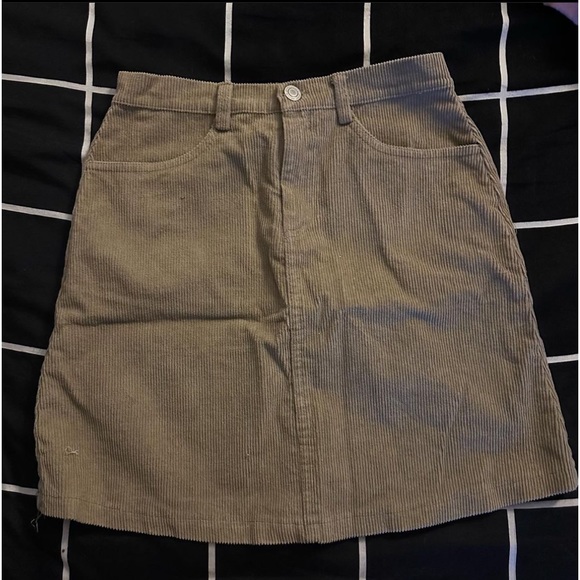 BRANDY MELVILLE CORDUROY SKIRT - Picture 1 of 1